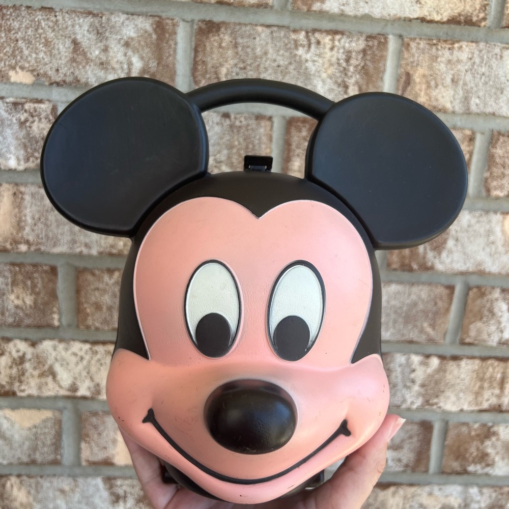 Vintage Disney Mickey Mouse Lunch Box